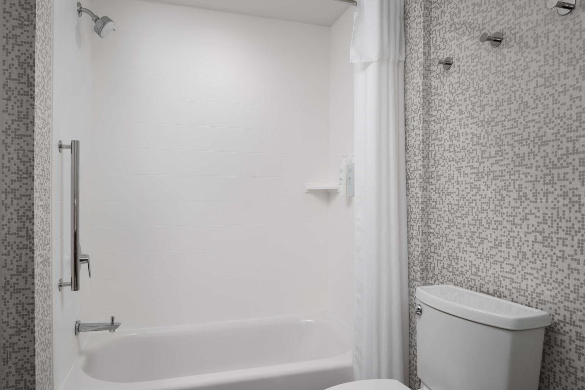 Home2 Suites By Hilton Winter Haven Extérieur photo